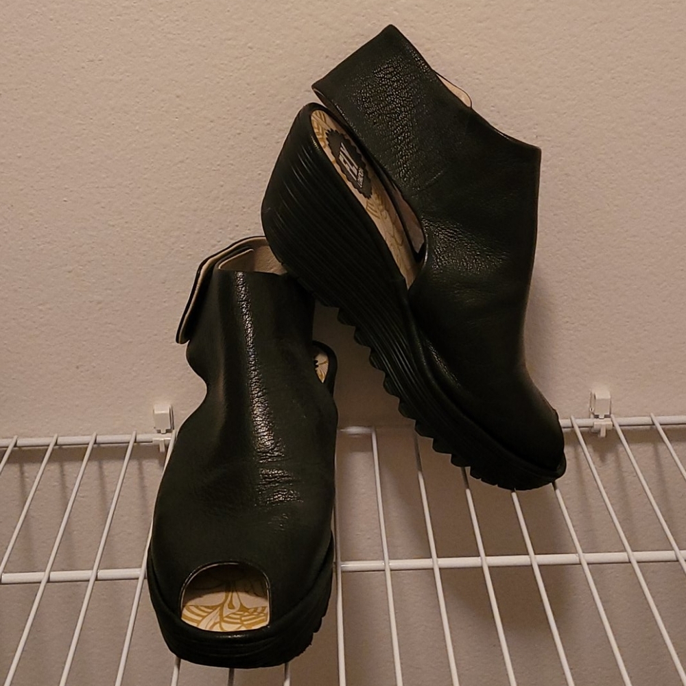 Fly London black leather wedge booties/sandals